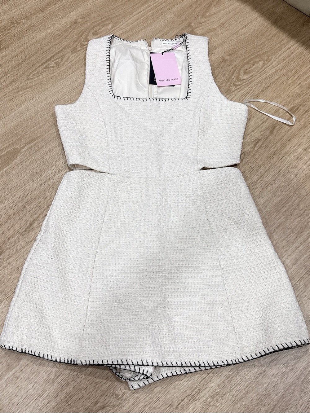 Avec Les Filles Cream Square-Neck Cutout Mini Dress - Picture 4 of 7
